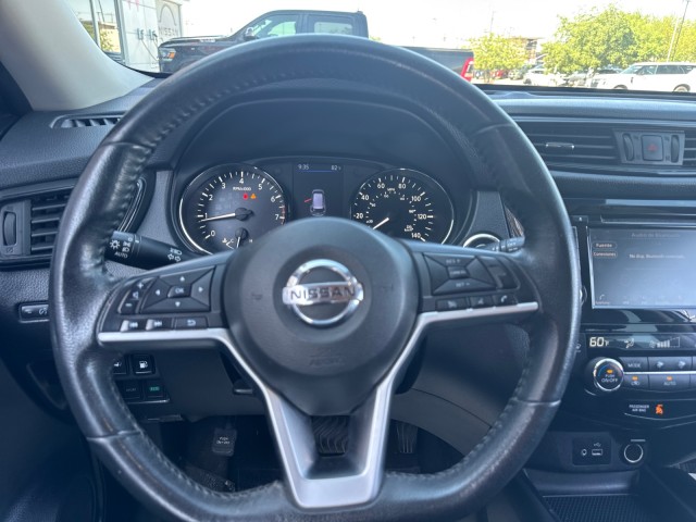 Used 2020 Brilliant Silver Metallic Nissan SV image 38