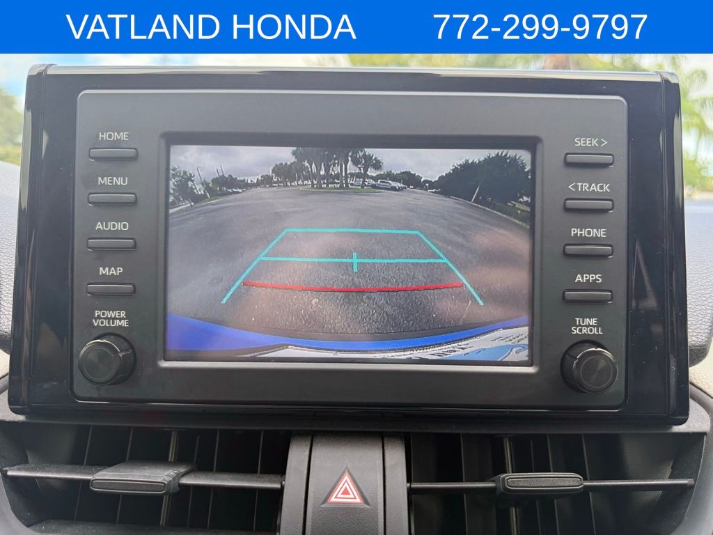 2019 Toyota RAV4 XLE photo 17