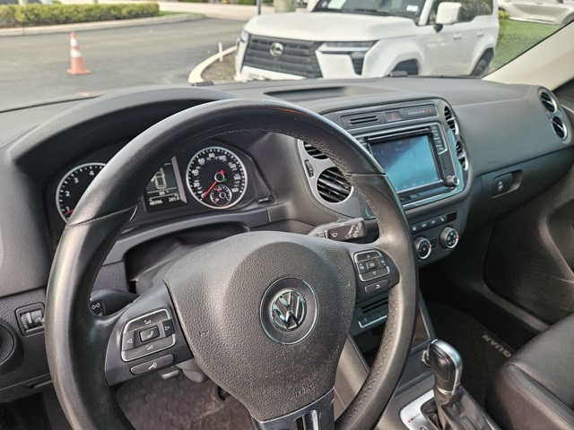 2016 Volkswagen Tiguan SE photo 8