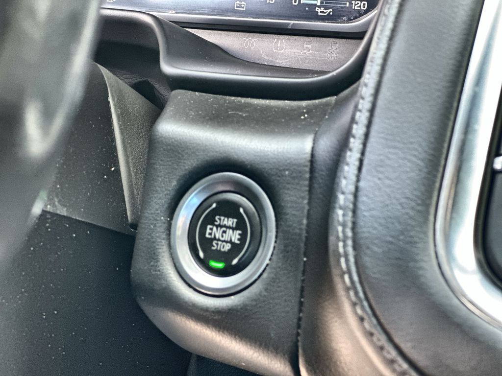 2022 Chevrolet Suburban Z71 photo 17