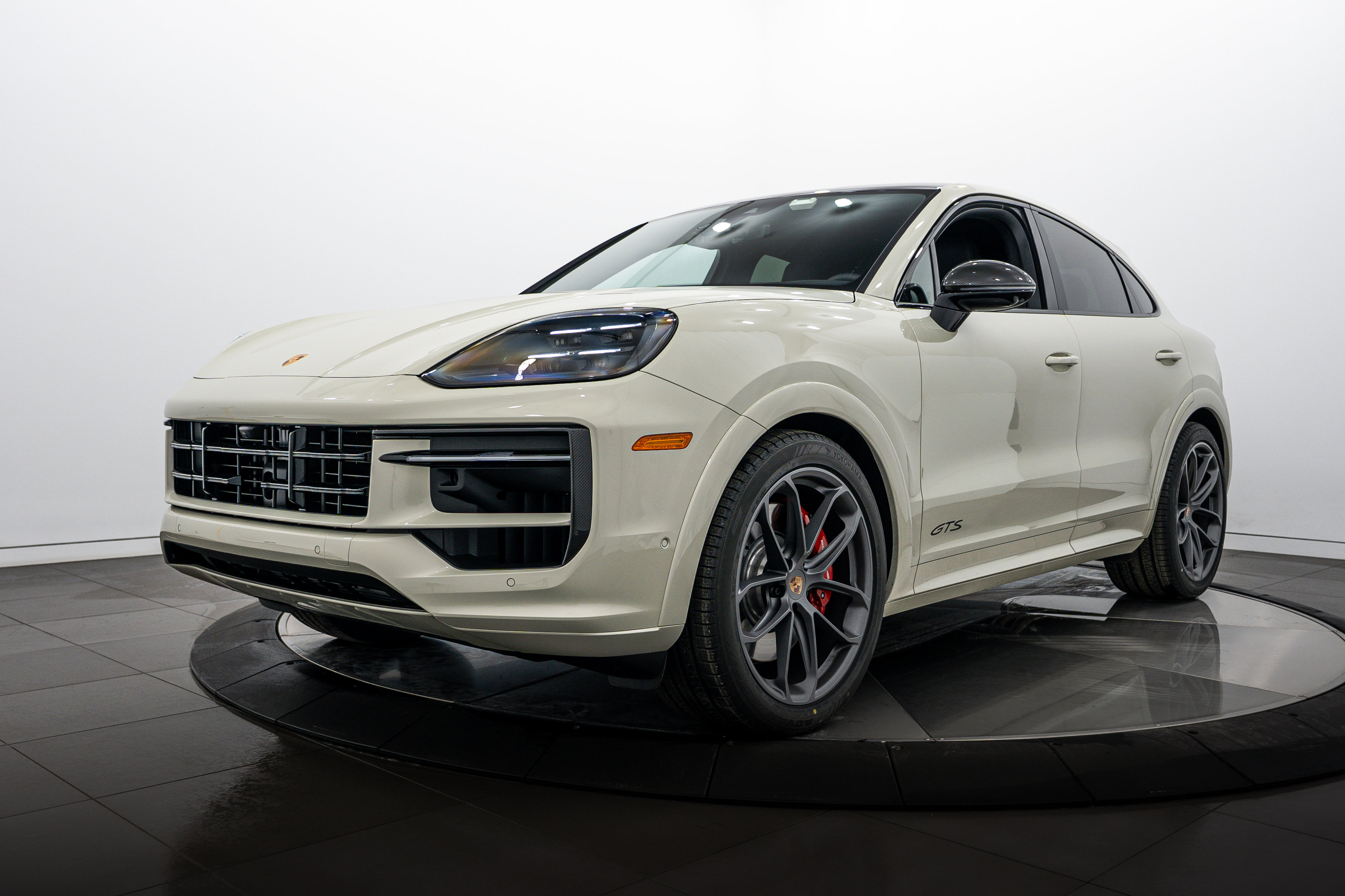 2026 Porsche Cayenne Coup GTS
