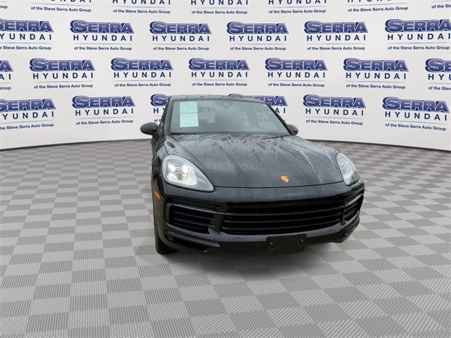 2022 Porsche Cayenne Base photo 3