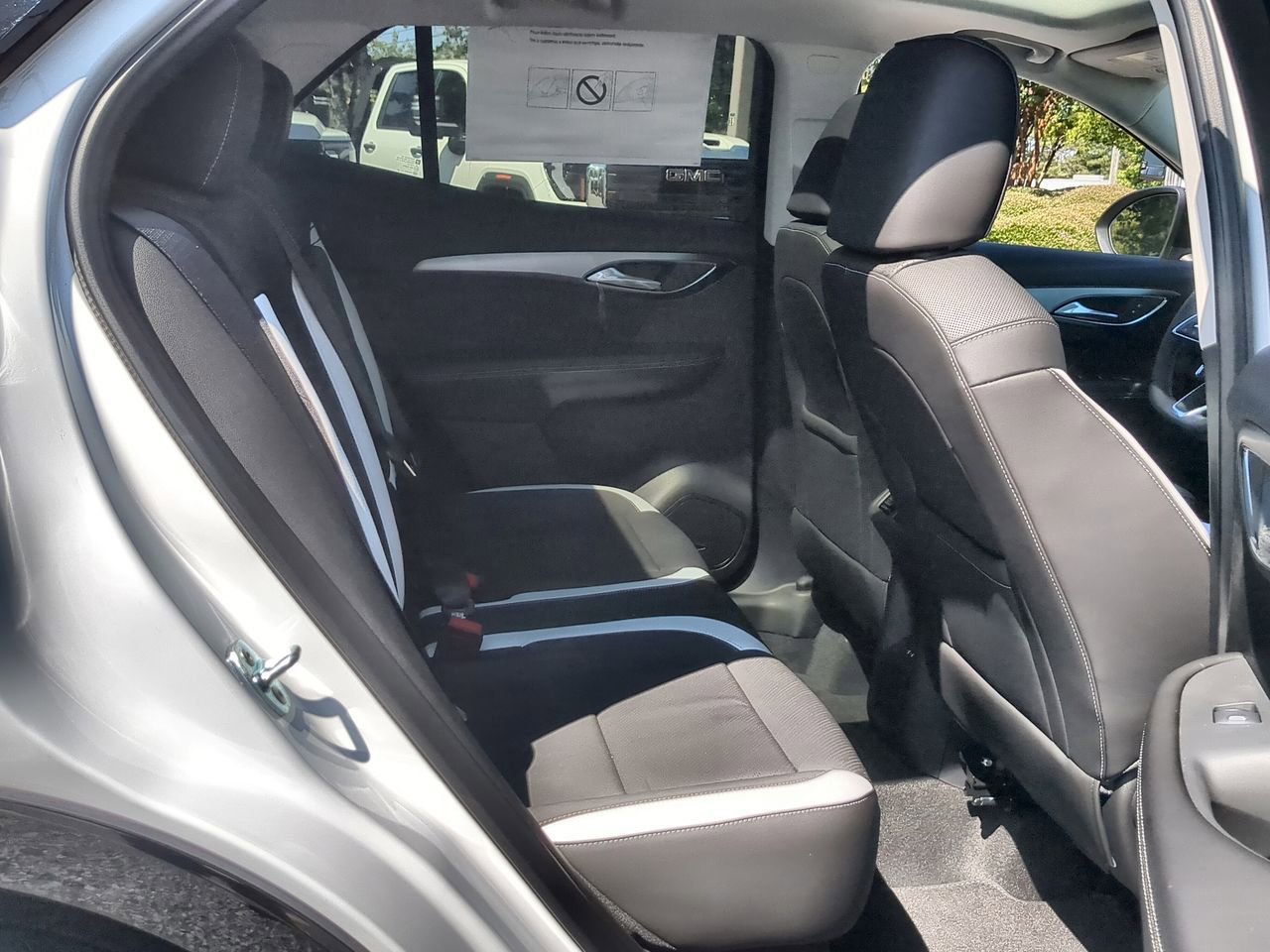 2025 Buick Envision Sport Touring photo 25