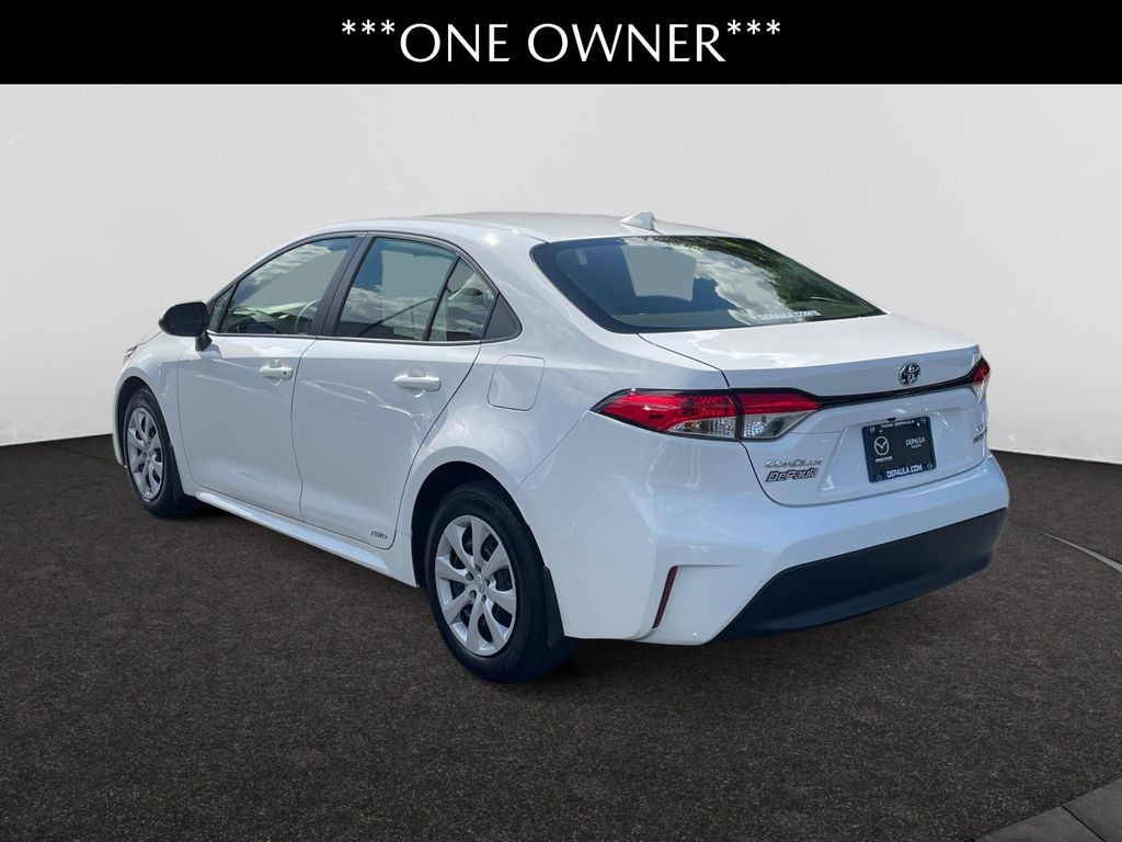 2023 Toyota Corolla Hybrid LE photo 3