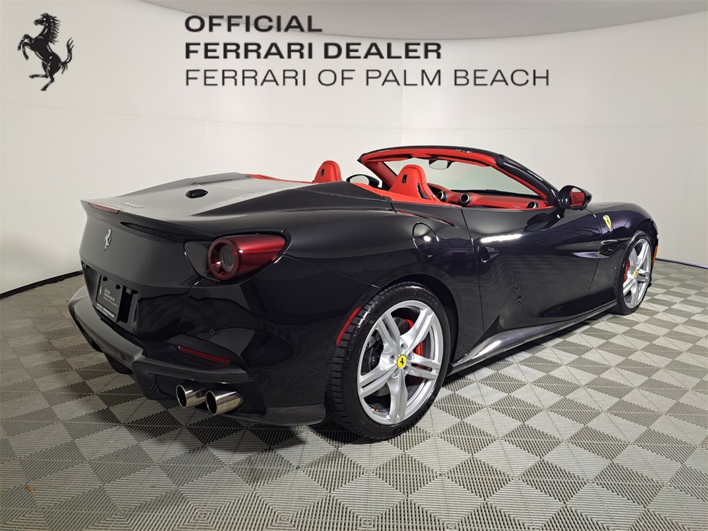 2022 Ferrari Portofino Base photo 3