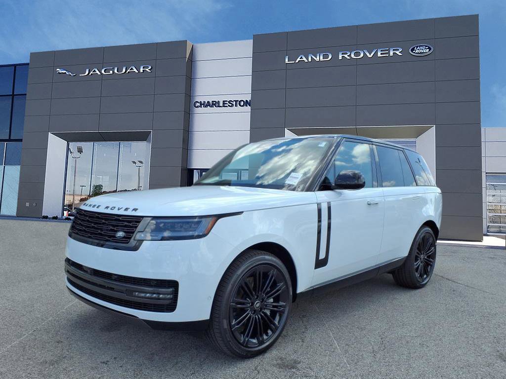2025 Land Rover Range Rover SE's photo