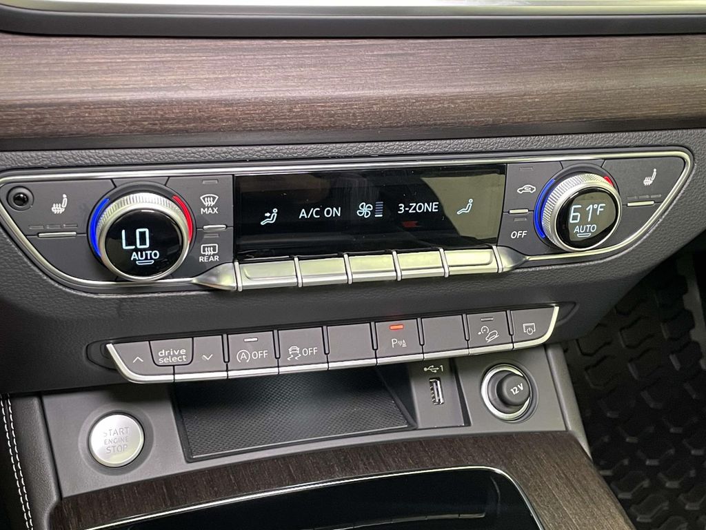 2025 Audi Q5 45 S line Premium Plus photo 30