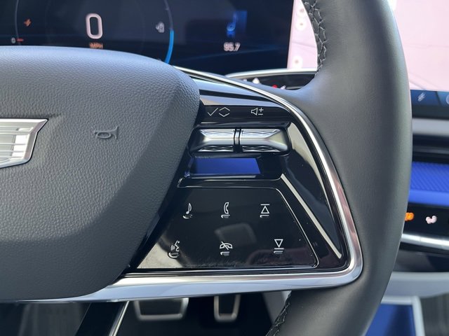 2025 Cadillac Optiq Luxury Sport photo 14
