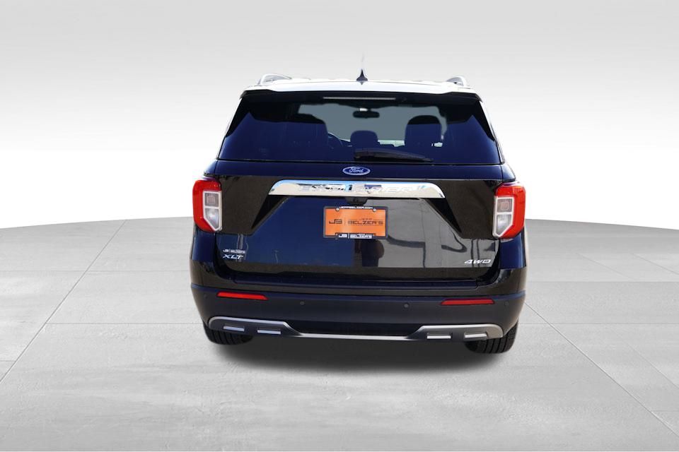2023 Ford Explorer XLT photo 4