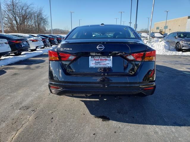 2025 Nissan Altima S photo 5