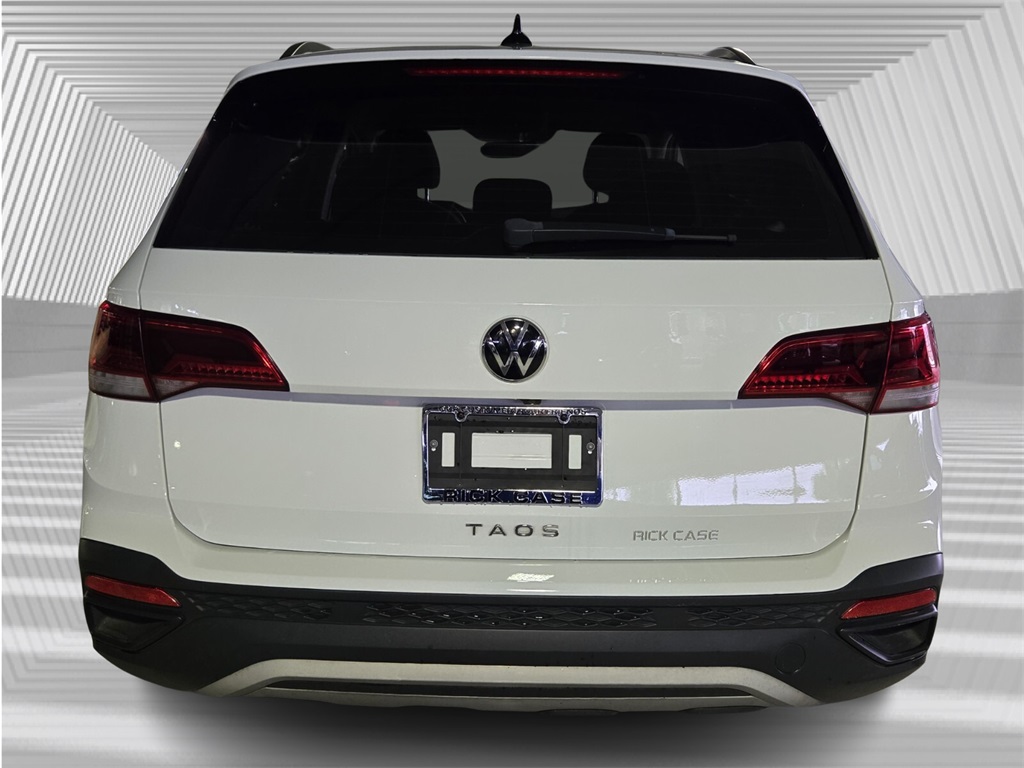 2022 Volkswagen Taos S photo 4