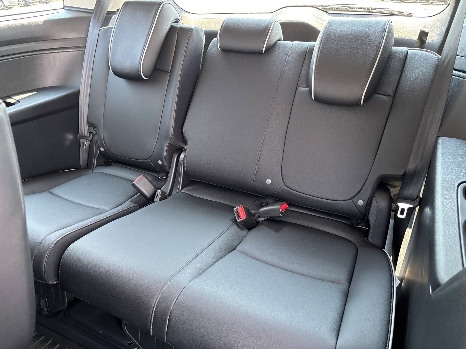 2026 Honda Odyssey Touring photo 32
