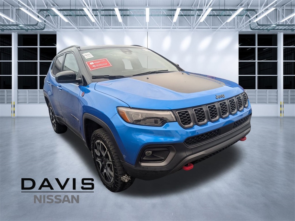 2025 Jeep Compass Trailhawk's photo