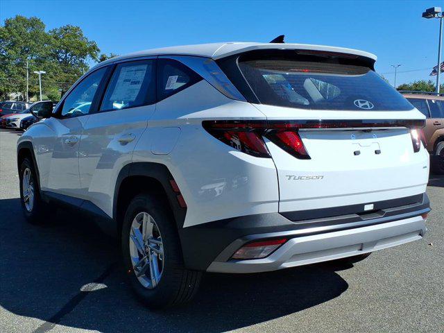 2026 Hyundai Tucson SE photo 2