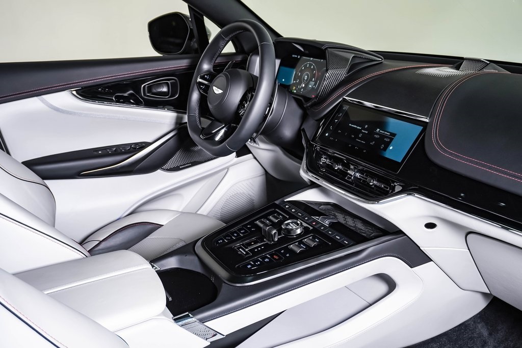 2025 Aston Martin DBX AM8 DBX707 photo 15