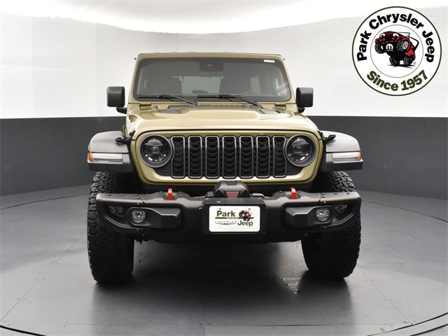 2025 Jeep Wrangler Rubicon photo 2