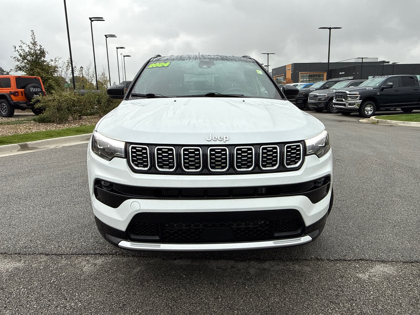 2024 Jeep Compass Limited photo 3
