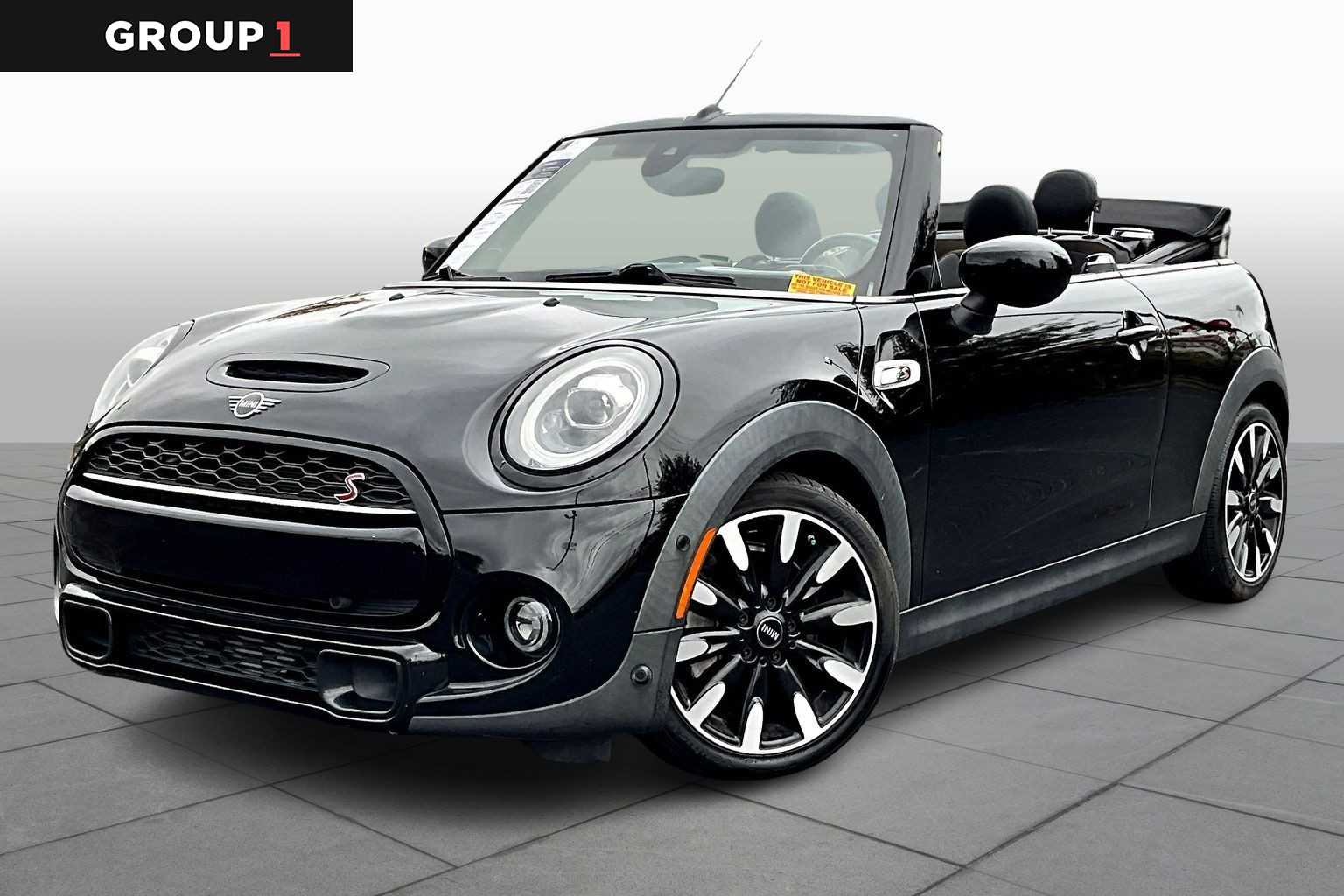 2021 MINI Convertible S's photo