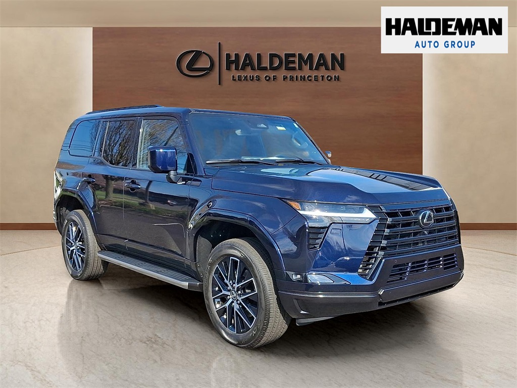 2025 Lexus GX Premium's photo