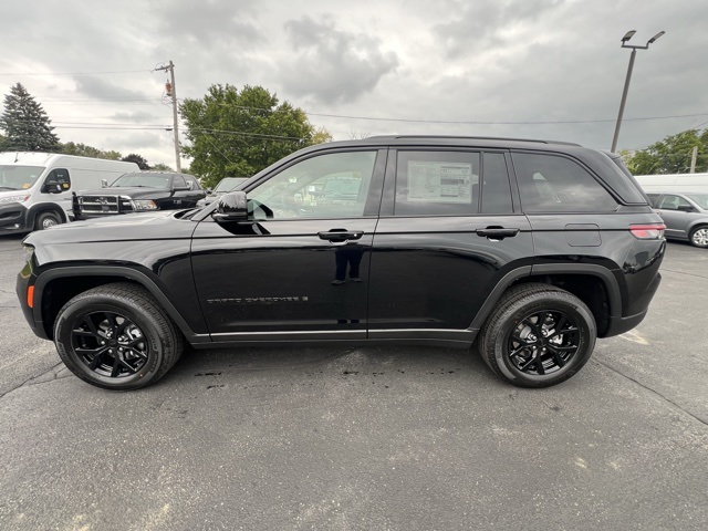 2025 Jeep Grand Cherokee Altitude X photo 18