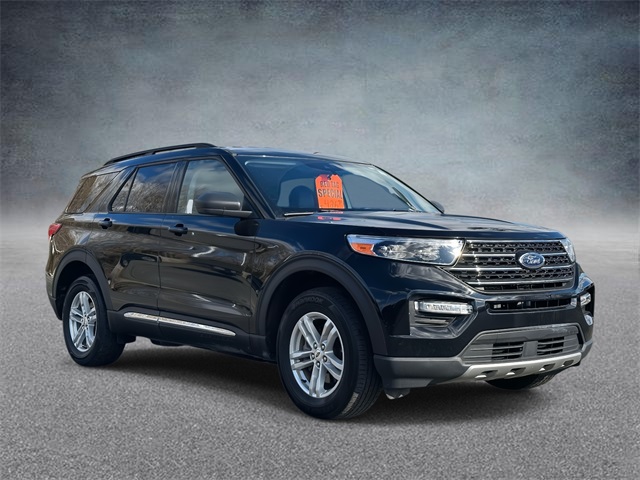 2023 Ford Explorer XLT's photo