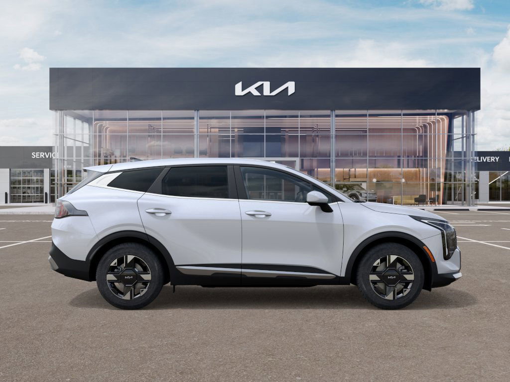2026 Kia Sportage LX photo 7