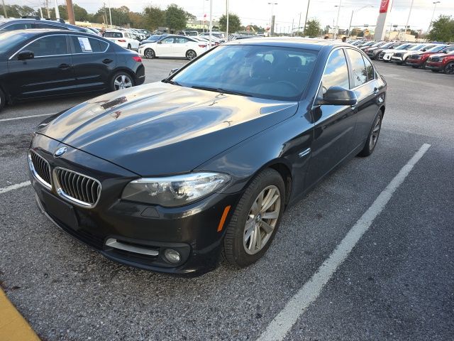 2015 BMW 5 Series 528i's photo