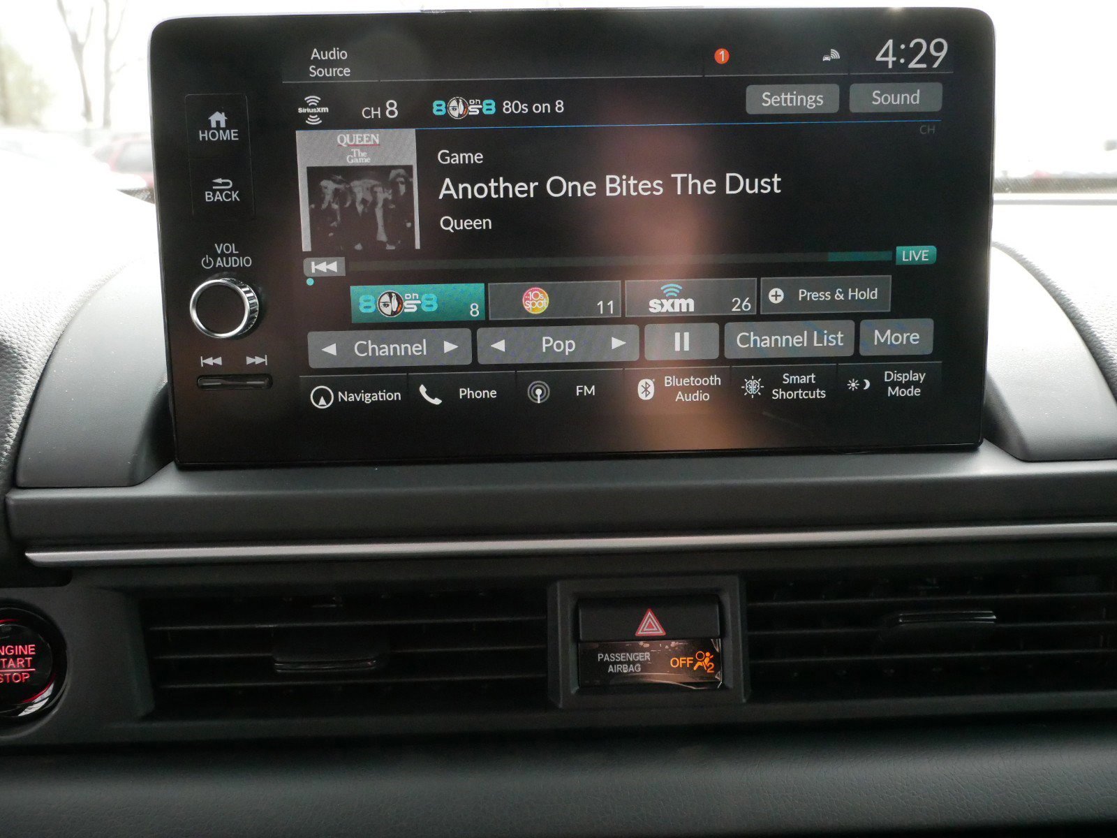 2025 Honda Pilot Black Edition photo 17