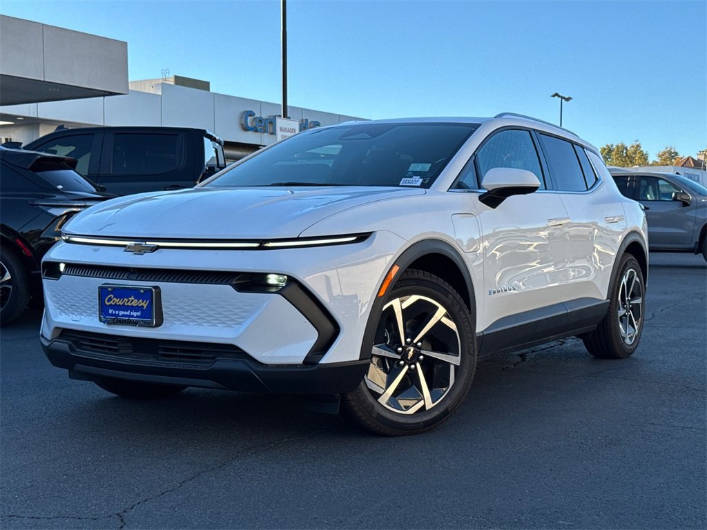 2026 Chevrolet Equinox EV 1LT photo 2