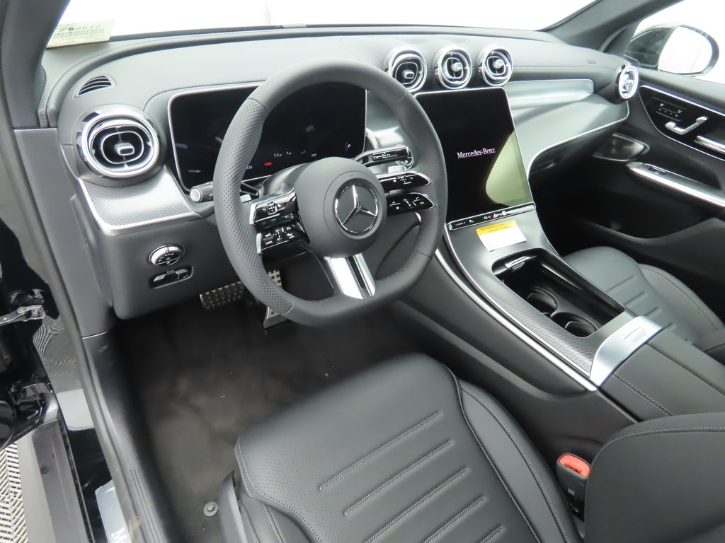 2026 Mercedes Benz GLC 300 4MATIC photo 8