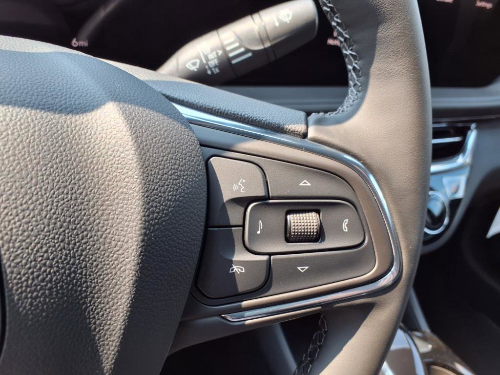 2025 Buick Envista ST photo 8