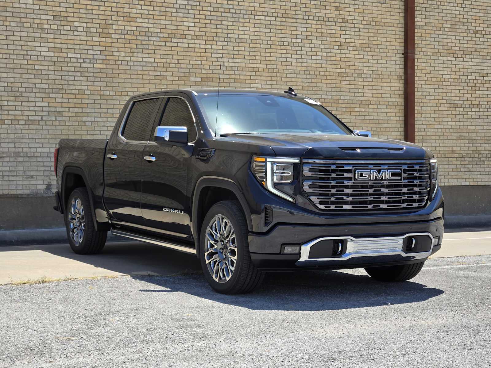 2026 Gmc Sierra 1500 Denali Ultimate photo 2