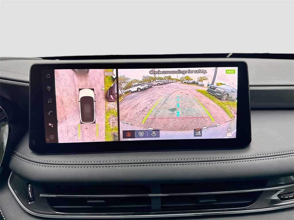 2026 Infiniti QX60 Luxe photo 14