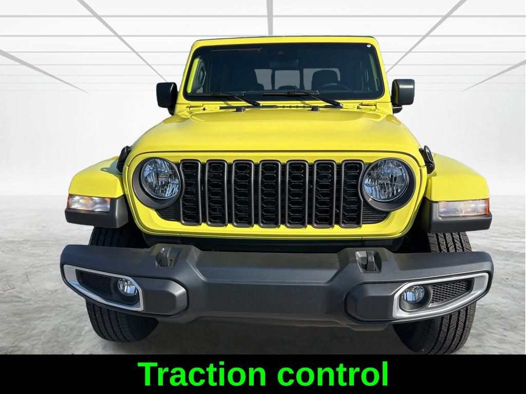 2024 Jeep Gladiator Sport S photo 3