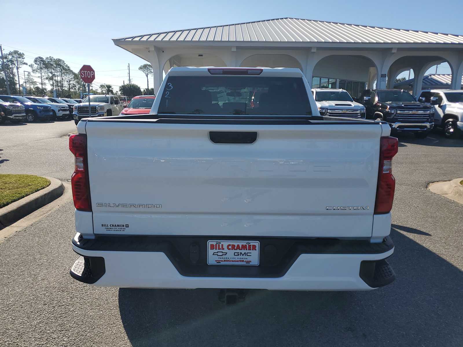 2026 Chevrolet Silverado 1500 Custom photo 4