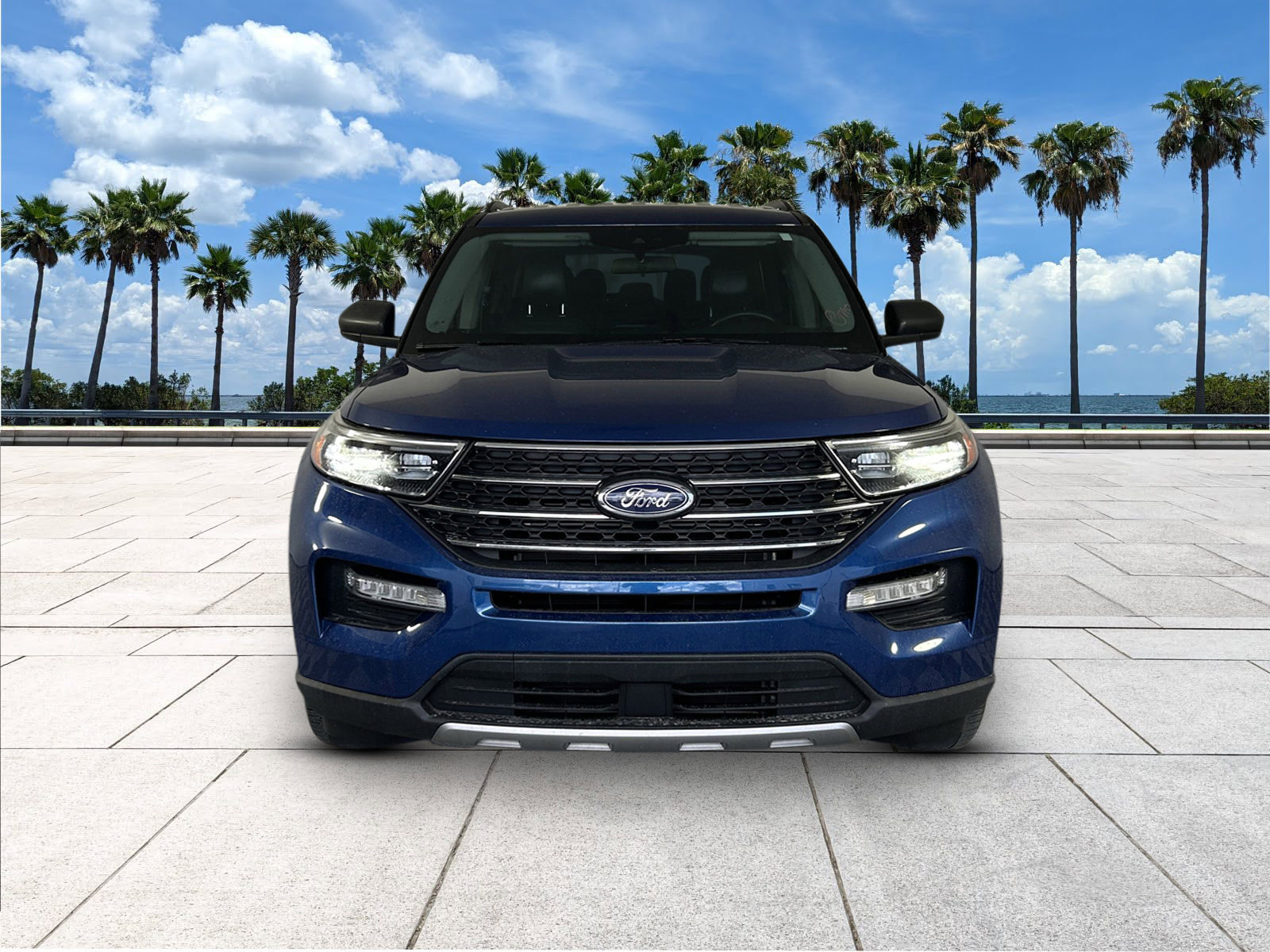2022 Ford Explorer XLT photo 3