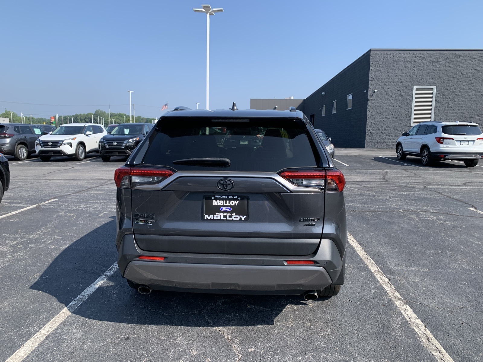 2020 Toyota RAV4 Limited photo 3