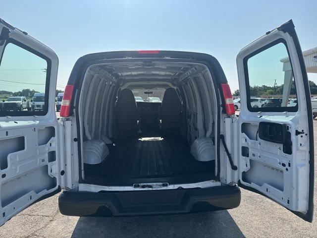 2014 Chevrolet Express 2500 Work Van photo 11