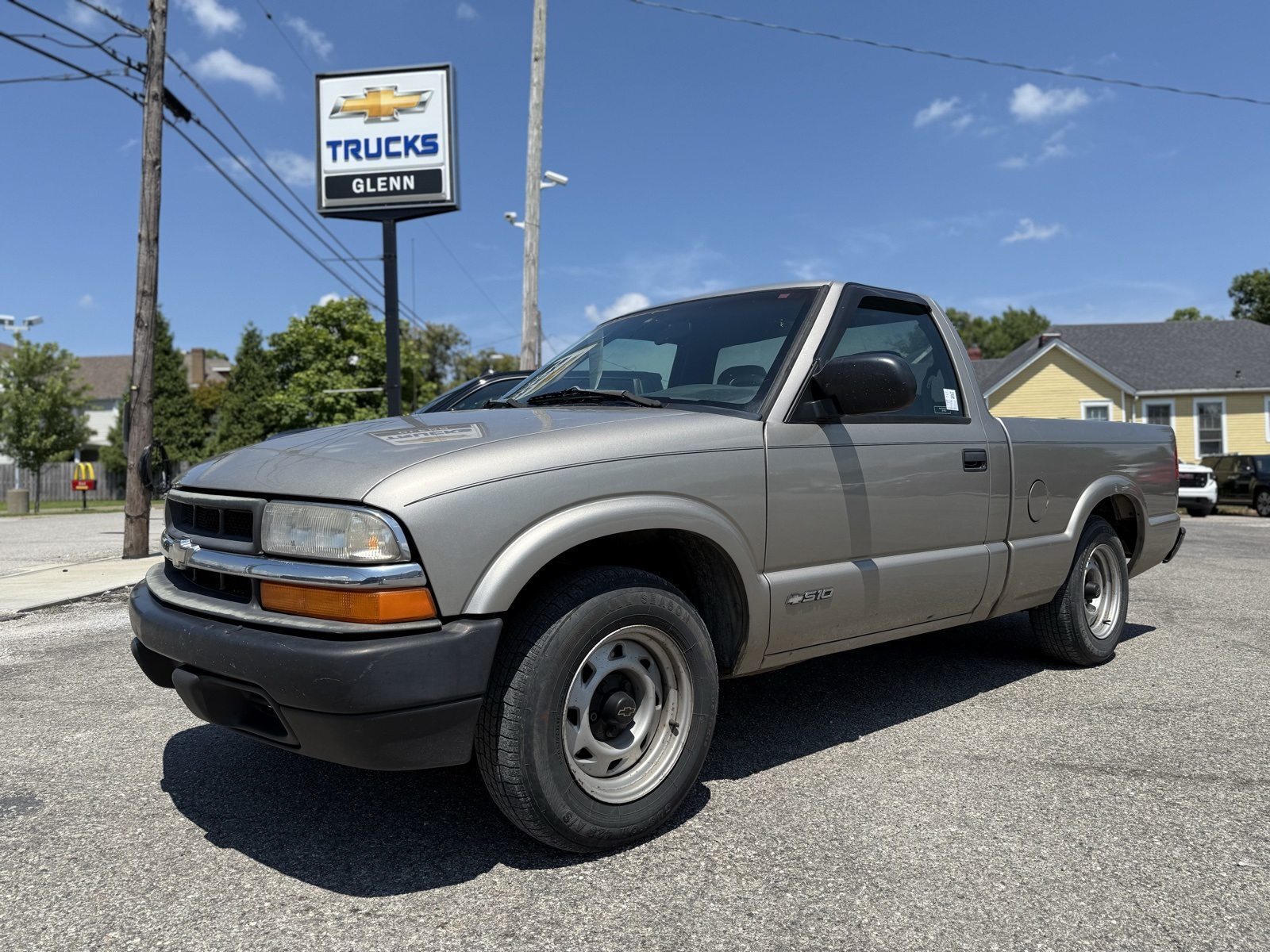 Used 1998 Chevrolet S-10 LS with VIN 1GCCS1440W8252464 for sale in Crestwood, KY