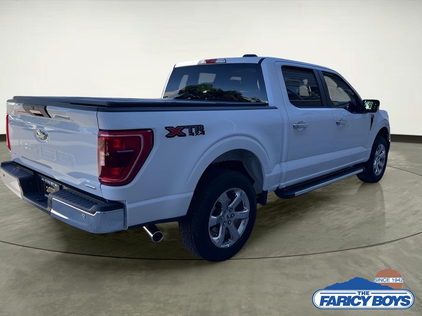 2023 Ford F-150 XLT photo 4