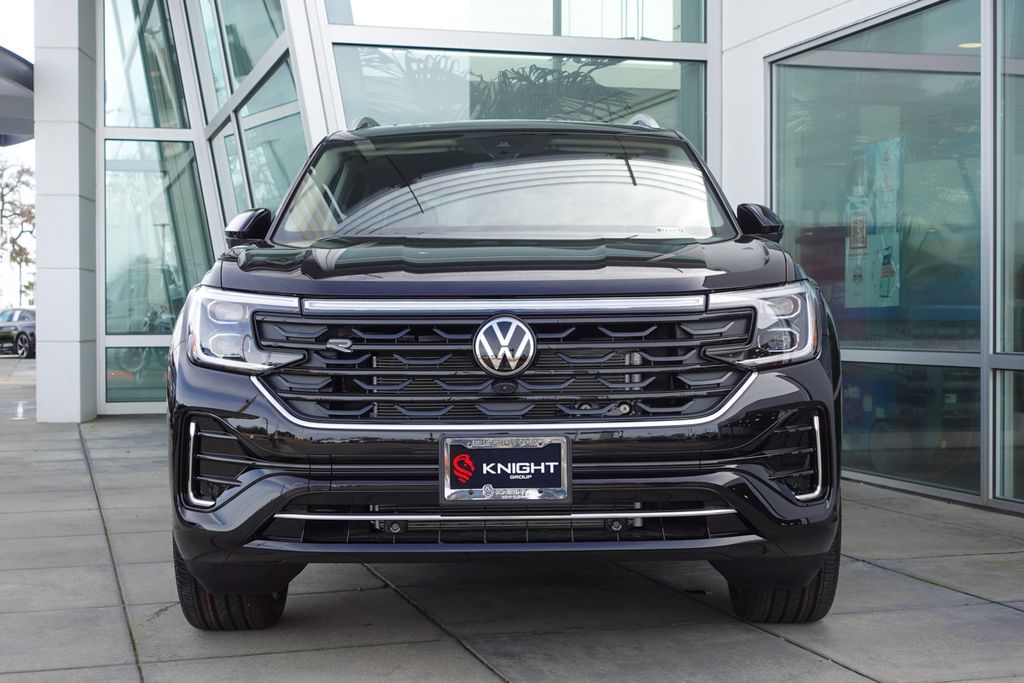 2025 Volkswagen Atlas SEL Premium R-Line photo 3