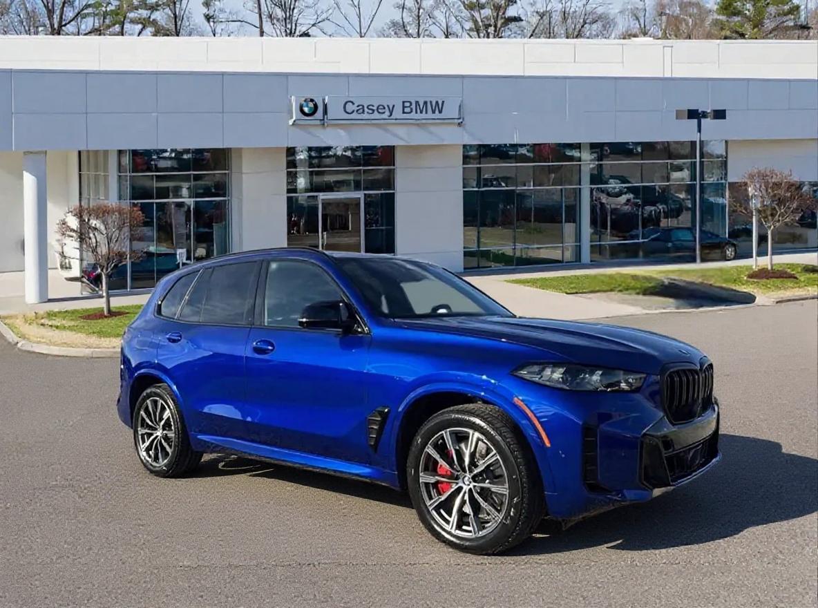 2026 BMW X5 M60i's photo