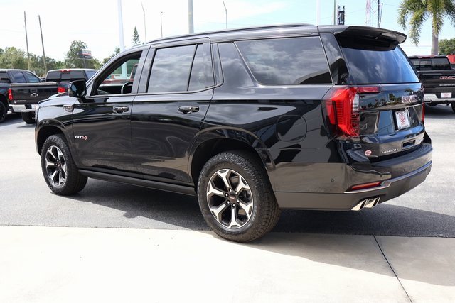 2025 Gmc Yukon AT4 Ultimate photo 3