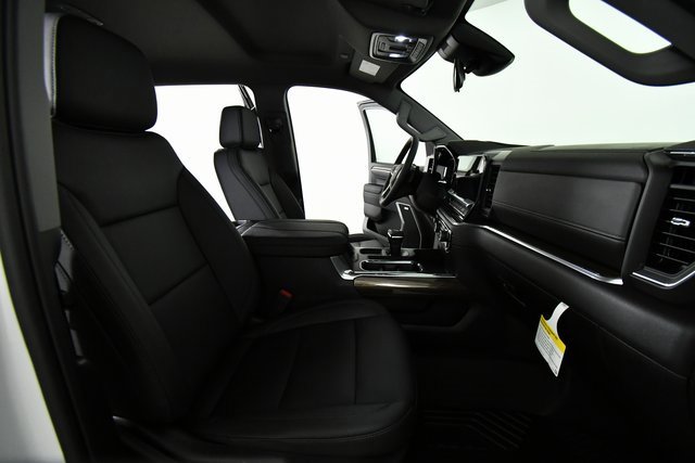 2026 Chevrolet Silverado 1500 RST photo 21