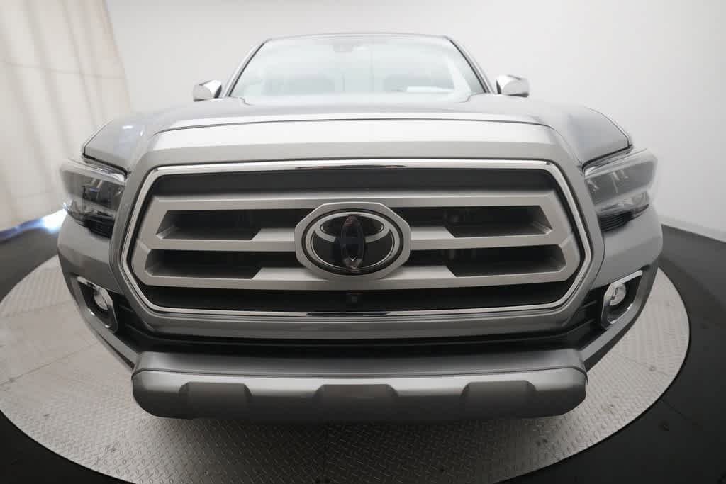 Used 2021 Toyota Tacoma Limited with VIN 3TMGZ5AN2MM420356 for sale in Minneapolis, Minnesota