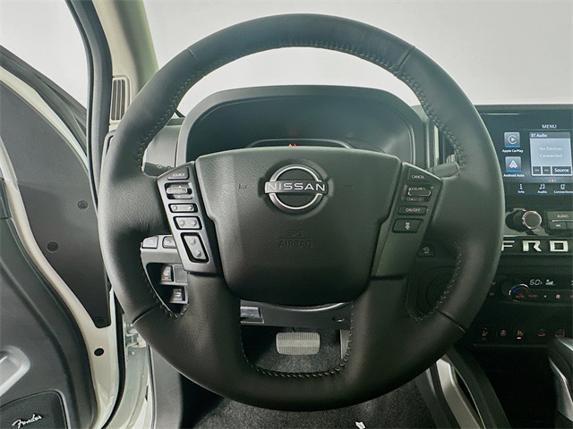 2025 Nissan Frontier SV photo 9