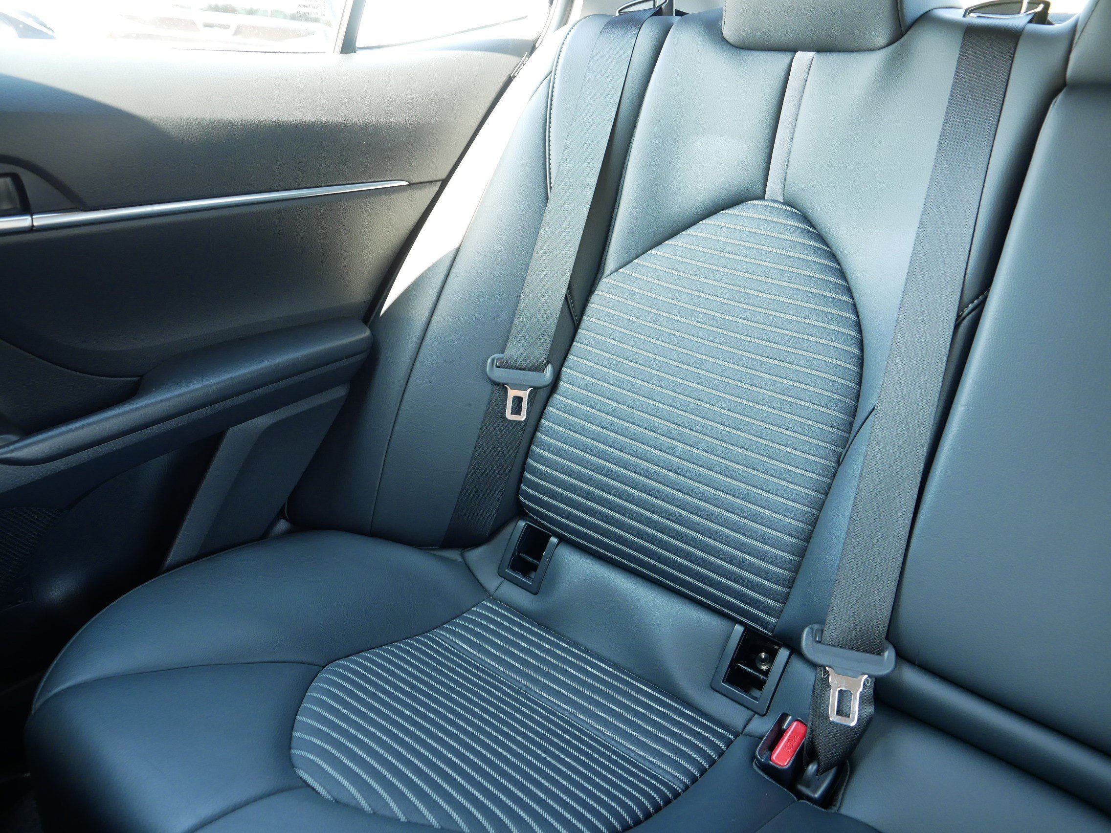2024 Toyota Camry SE photo 12