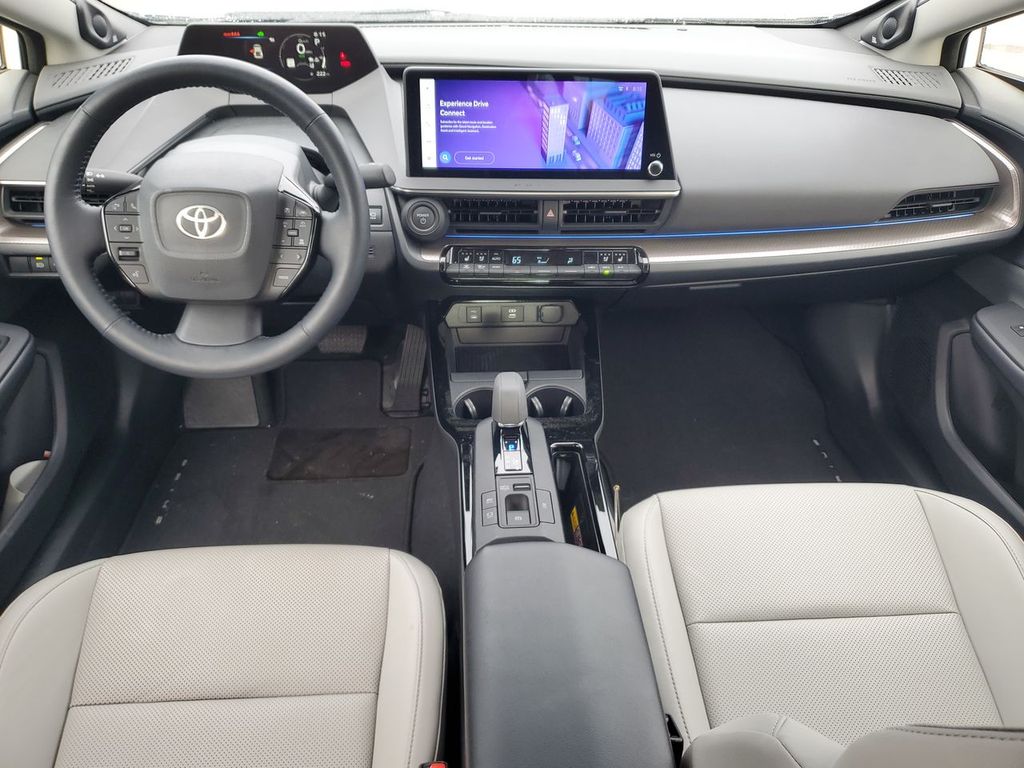 2024 Toyota Prius Limited photo 18