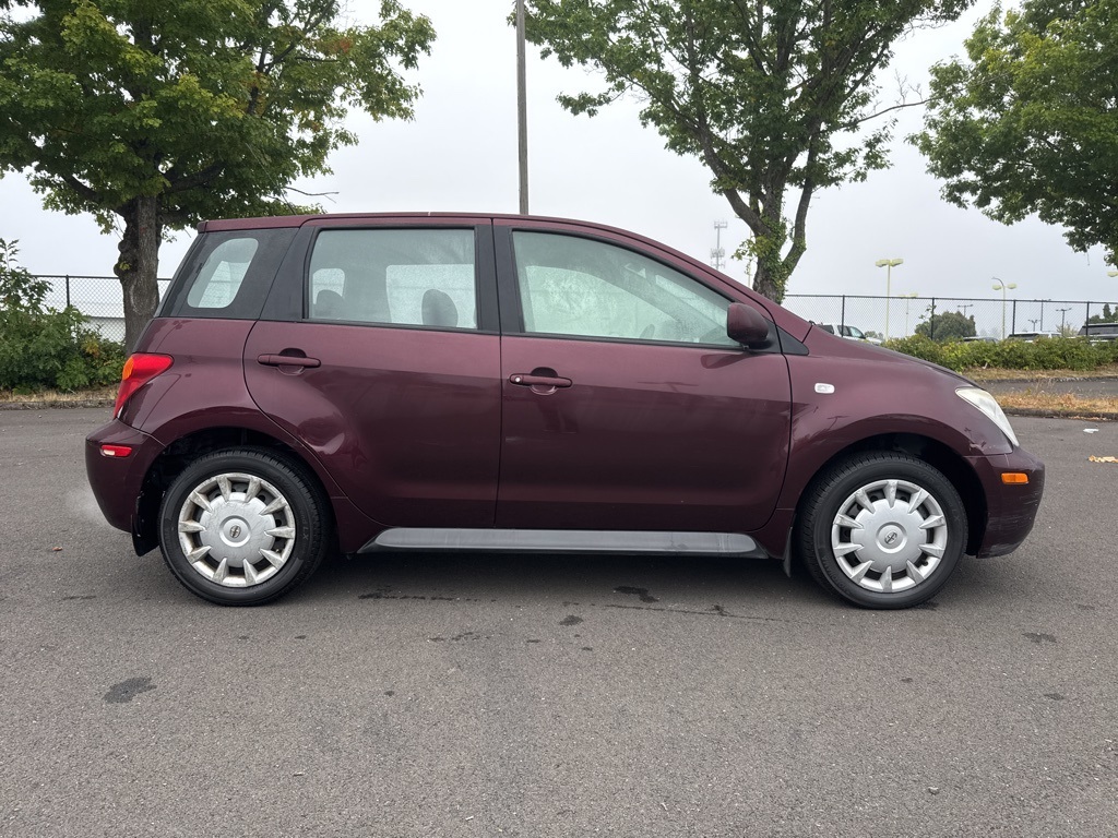 2005 Scion xA Base photo 7