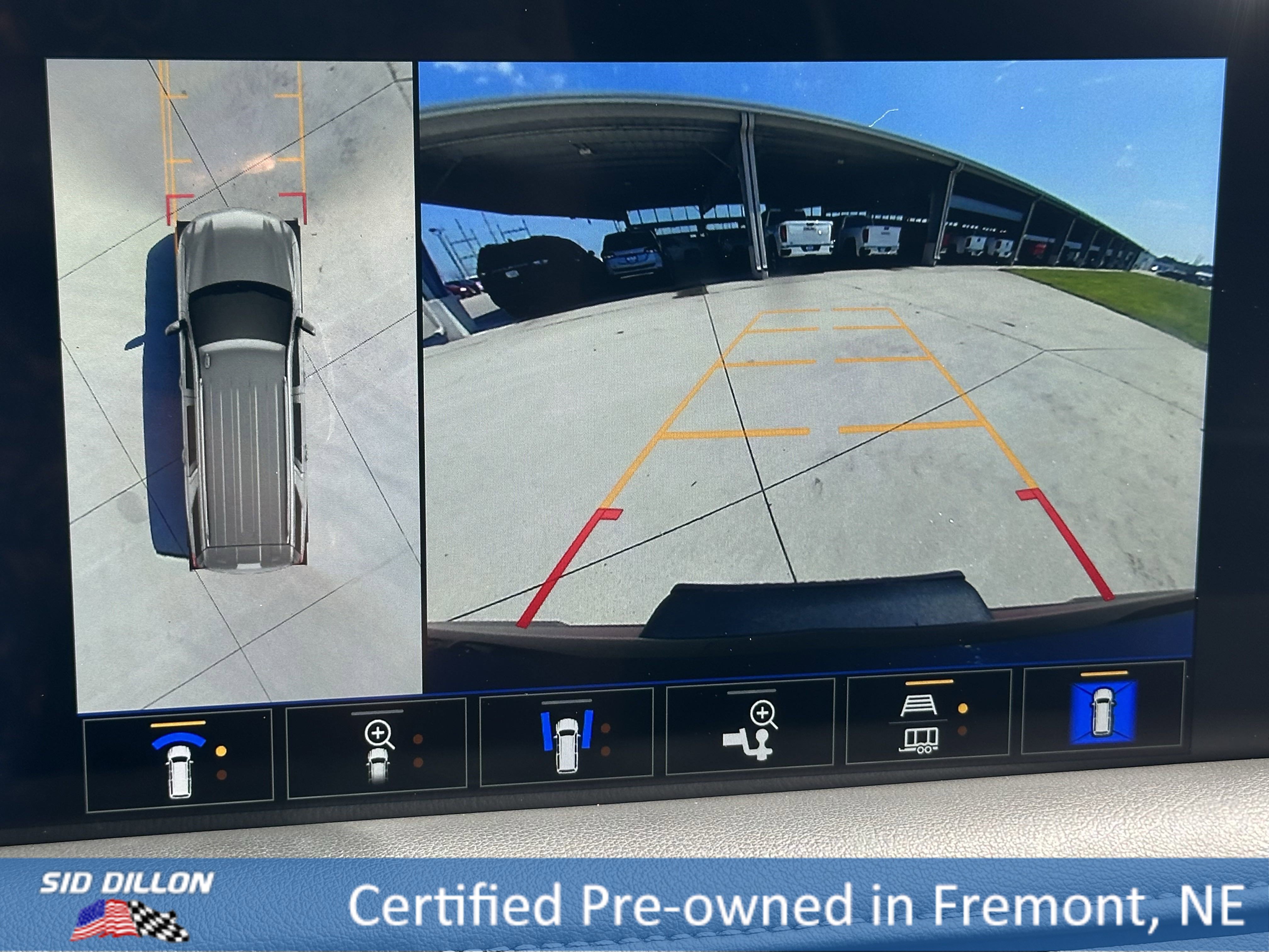 2023 Chevrolet Tahoe Z71 photo 2